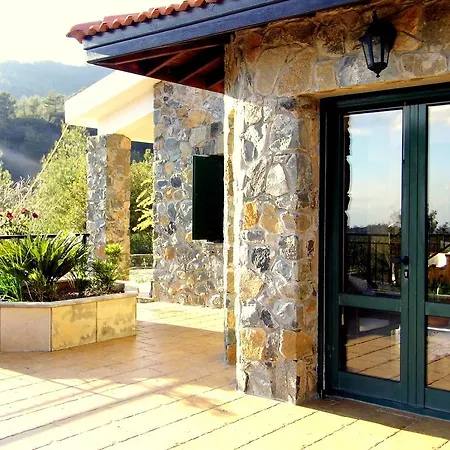 Mountain Villa Moniatis
