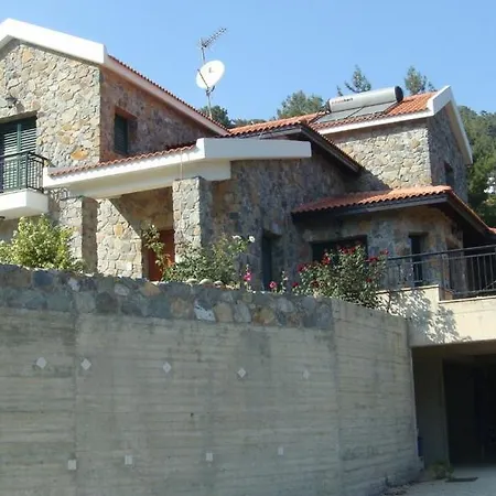 Mountain Villa Moniatis